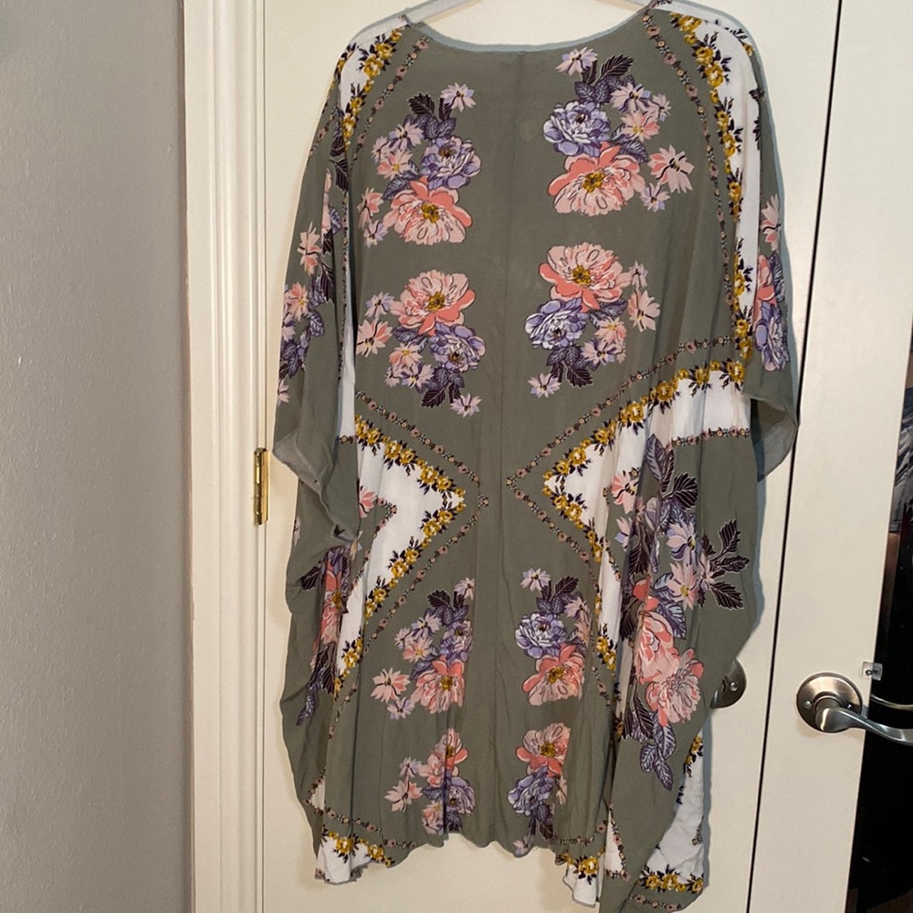 Floral Kimono | Size S/M